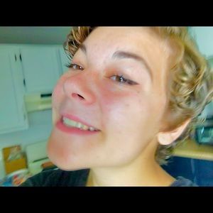 Meet your Posher, Jules